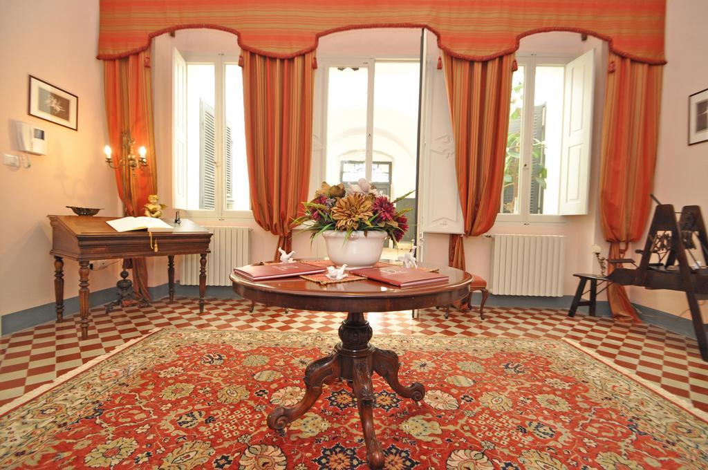 Palazzo De Donatis B&B Melissano Luaran gambar