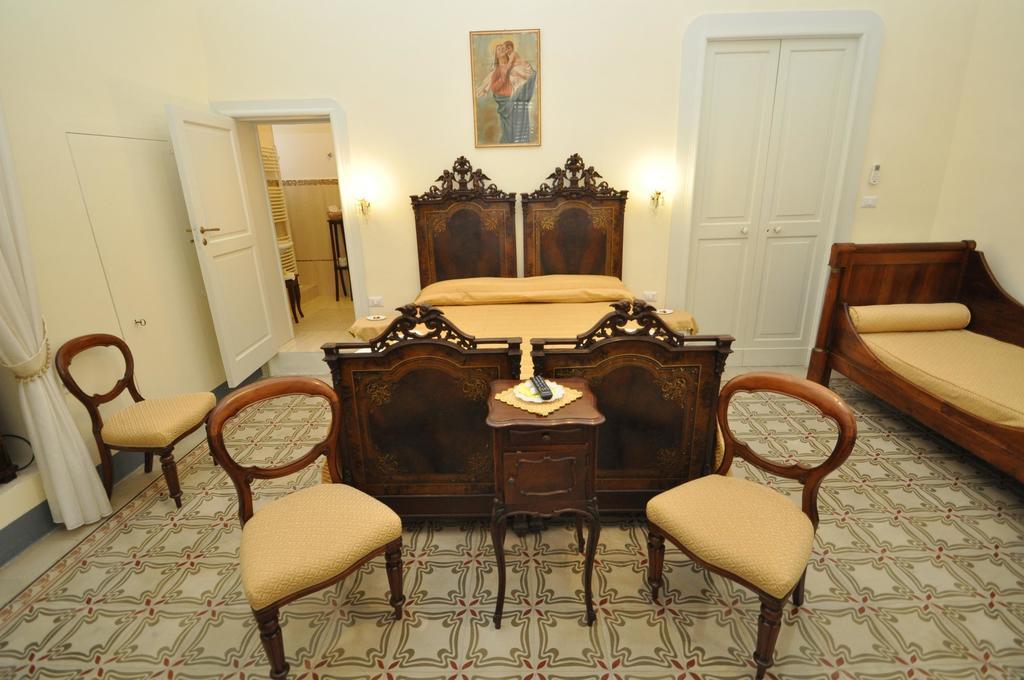 Palazzo De Donatis B&B Melissano Bilik gambar