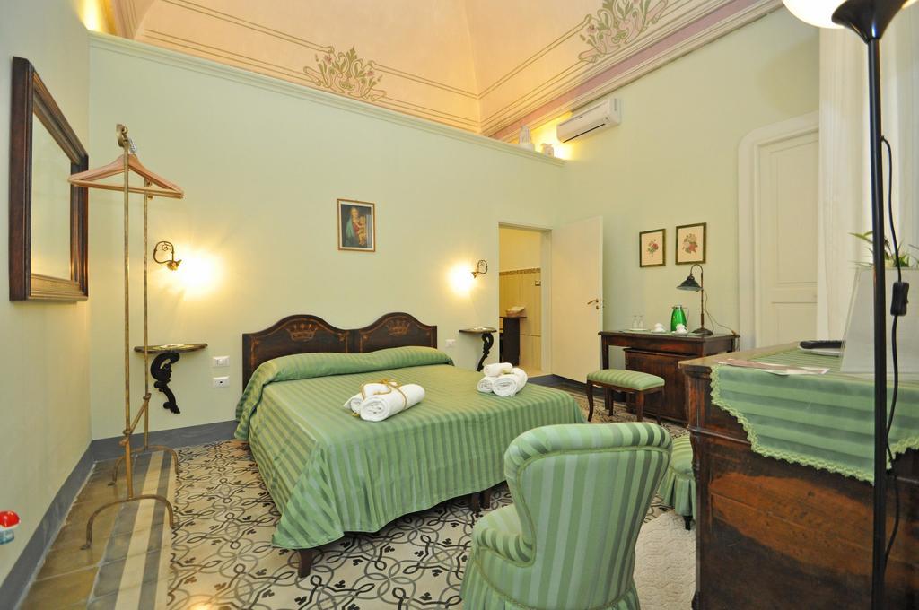 Palazzo De Donatis B&B Melissano Bilik gambar