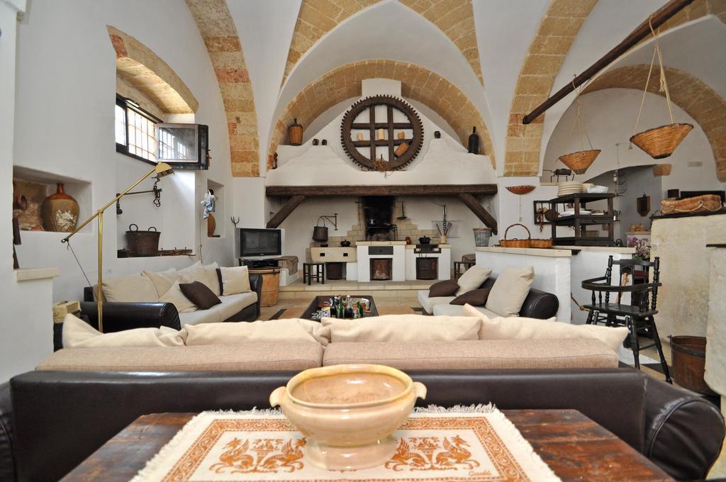 Palazzo De Donatis B&B Melissano Luaran gambar