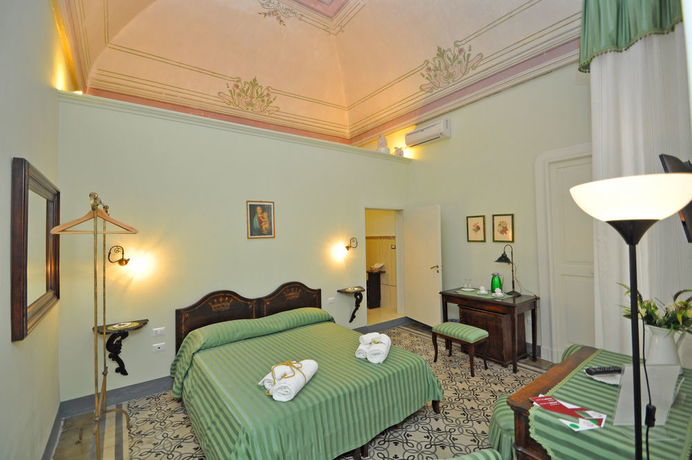 Palazzo De Donatis B&B Melissano Luaran gambar